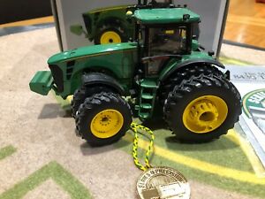 【送料無料】ホビー　模型車　車　レーシングカー ジョンディアトターシリーズjohn deere 8430 tracteur precision series 132｜hokushin