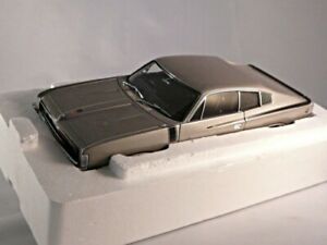 【送料無料】ホビー　模型車　車　レーシングカー クライスラーロードハンドルchrysler charger e49 droite guidon 118 autoart