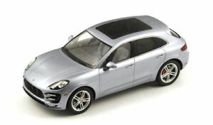 【送料無料】ホビー　模型車　車　レーシングカー ポルシェターボシルバーモデルスパークモデルporsche macan turbo 2013 silver 118 model s18171 spark model