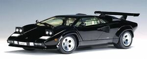 【送料無料】ホビー　模型車　車　レーシングカー ランボルギーニ143 autoart lamborghini countach 5000s noir avec openings