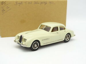 【送料無料】ホビー　模型車　車　レーシングカー マイコレクションブガッティプロトタイプセダンma collection resine 143 bugatti t101 berline prototype 1951｜hokushin