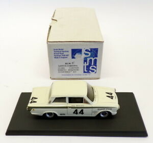 【送料無料】ホビー　模型車　車　レーシングカー スケールフォードロータスコルチナ＃smts echelle 143 rl90eford lotus cortina 44 adamowicz