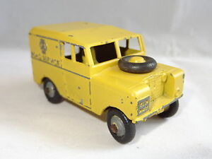 【送料無料】ホビー　模型車　車　レーシングカー サービスプジョーバージョンmorestone a grande echelle aa road service peugeot 1958 79 mm early version