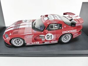 【送料無料】ホビー　模型車　車　レーシングカー ダッジバイパー＃デイトナautoart 118 dodge viper gtsr 91 winner daytona 2000 80045