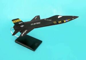 【送料無料】ホビー　模型車　車　レーシングカー エグゼクティブシリーズモデルexecutive series modele spacecraft x15 nasa 132 bn e5832