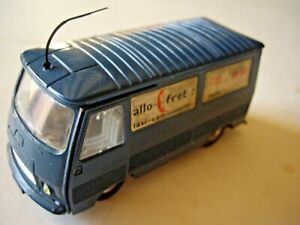 【送料無料】ホビー　模型車　車　レーシングカー プジョーdinky toys ref 570 peugeot j7 allo fret