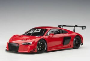 【送料無料】ホビー　模型車　車　レーシングカー アウディボディバージョンモデルaudi r8 lms plain body version composite voiture modele 81601