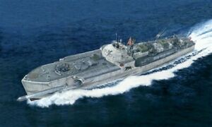 【送料無料】ホビー　模型車　車　レーシングカー ミニチュアモデルマウンティングキットキットminiature model kit de montage navi italeri schnellboot s 100 typ kit 13