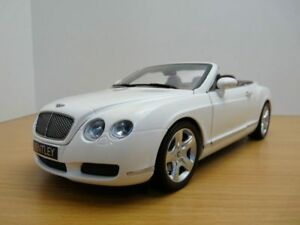 【送料無料】ホビー　模型車　車　レーシングカー ベントレーコンチネンタルホワイトカブリオレbentley continental gtc cabriolet blanc 118