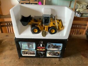 【送料無料】ホビー　模型車　車　レーシングカー ジェームスボンドカジノロイヤルニューホーランドjames bond casino royal holland w190 digger