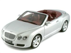 【送料無料】ホビー　模型車　車　レーシングカー ベントレーコンチネンタルmaquette 118 bentley continental gtc 2006 argent