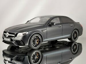 【送料無料】ホビー　模型車　車　レーシングカー グアテマラベンツマチックブラックマグノディーラー