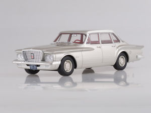 【送料無料】ホビー　模型車　車　レーシングカー モデルプリマスドアセダンmaquette 118 plymouth valiant 4door berline, argent, 1960｜hokushin