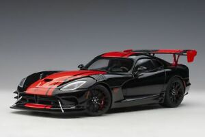 【送料無料】ホビー　模型車　車　レーシングカー ダッジバイパーモデルdodge viper gtsr 128 edition speciale 2017 composite voiture modele