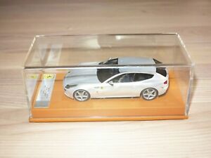 【送料無料】ホビー　模型車　車　レーシングカー mr collectionferrari ff 2011143 en comme neuf 42,887円