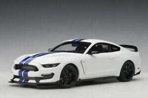 【送料無料】ホビー　模型車　車　レーシングカー フォードマスタングシェルビーモデルford mustang shelby gt350r composite voiture modele 72931