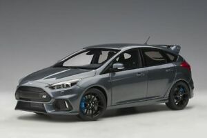 【送料無料】ホビー　模型車　車　レーシングカー フォードフォーカスコンポジットモデルford focus rs 2016 composite voiture modele 72954