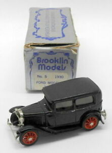 【送料無料】ホビー　模型車　車　レーシングカー モデルカーモデルフォードモデルチューダーソーンブラウンbrooklin models 143 voiture modele brk5 001 a 1930 ford model a tudorthorn brown