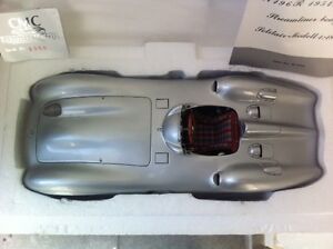 【送料無料】ホビー　模型車　車　レーシングカー メルセデスベンツボディ?mercedes benz w196r streamliner body cmc 118 1954