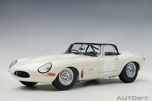 【送料無料】ホビー　模型車　車　レーシングカー ライトジャガータイプタイプホワイトtype de voiture jaguar leger etype 2015 blanc 118