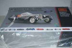 【送料無料】ホビー　模型車　車　レーシングカー ブガッティコルシカロードスターバージョン118 bugatti 57 sc corsica roadster award winning version m136｜hokushin