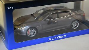 【送料無料】ホビー　模型車　車　レーシングカー マセラティマセラティクアトロポルテautoart 75806 maserati quattroporte gts 2015 argent 118｜hokushin