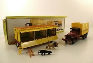 【送料無料】ホビー　模型車　車　レーシングカー トラックトレーラーケージボックスdinky toys f n 881 camion pinder avec remorque cage et fauves neuf en boite