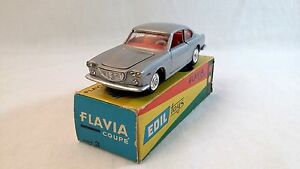 【送料無料】ホビー　模型車　車　レーシングカー ランチアスライスedil toys 3 lancia flavia coupe pininfarina
