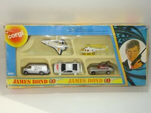 【送料無料】ホビー　模型車　車　レーシングカー コーギージュニアジェームズボンドセットcorgi juniors 3082 james bond 007 ensemble cadeau 267