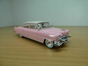 【送料無料】ホビー　模型車　車　レーシングカー キャデラックフリートウッドシリーズピンクエルビスプレスリーcadillac fleetwood series 60 pink elvis presley 143