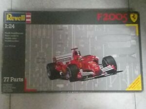 【送料無料】ホビー 模型車 車 レーシングカー フェラーリrevell ferrari f1 f2005 124 cod 07244