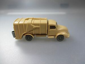 【送料無料】ホビー　模型車　車　レーシングカー トンwiking magirus dechets avec vrac tonnes ssk68