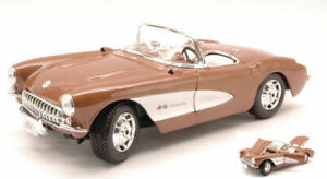 【送料無料】ホビー　模型車　車　レーシングカー シボレーコルベットメタリックブロンズモデルchevrolet corvette 1957 metallic bronze 118 model 31139 maisto