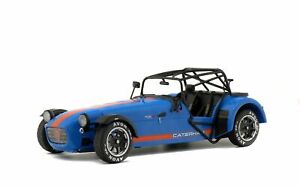 【送料無料】ホビー　模型車　車　レーシングカー アカデミーcaterham seven 275 academy blue 118