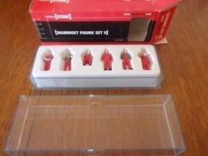 【送料無料】ホビー　模型車　車　レーシングカー コンラッドレアフィギュアセットfigure set ii mammoet 150 conrad rare figurine｜hokushin