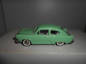 【送料無料】ホビー　模型車　車　レーシングカー カイザーヘンリーアロハkaiserfrazier henry j 1951 aloha green brooklin brk118 143｜hokushin
