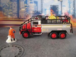 【送料無料】ホビー　模型車　車　レーシングカー コードスケールfor code 3 kitbast fdny bfu 2 with figure 164 scale｜hokushin