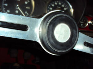 【送料無料】ホビー　模型車　車　レーシングカー アルファロメオジュニアtappo centrale e inserto clacson alfa romeo gt junior 13001600