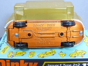【送料無料】ホビー　模型車　車　レーシングカー モデルジャガーボックスボックススポーツトップクレードルクーペタイプdinky toys model 131 jaguar etype 22 coupe de sport haut socle en boite en parfait etat,