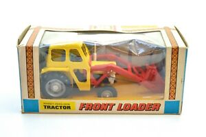 【送料無料】ホビー　模型車　車　レーシングカー マッシーファーガソンフロントローダーnouvelle annoncebritains 9572 massey ferguson chargeur frontal