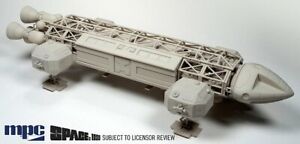 【送料無料】ホビー　模型車　車　レーシングカー スペースイーグルamt mpc 592825 148 espace 1999, aigle transporter neuf