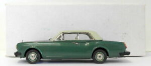 【送料無料】ホビー　模型車　車　レーシングカー スケールロールスロイスコーニッシュトーングリーンsmts 143 scale cl7 rolls royce corniche fhc two tone green rare