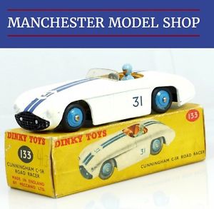【送料無料】ホビー　模型車　車　レーシングカー ハブ＃オリジナルボックスdinky toys 133 cunningham c5r blanc avec bleu moyeux 31 cret original
