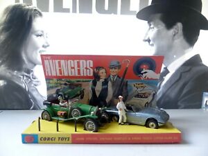 【送料無料】ホビー　模型車　車　レーシングカー コーギーセットcorgi gift set 40 the avengers adapte 28