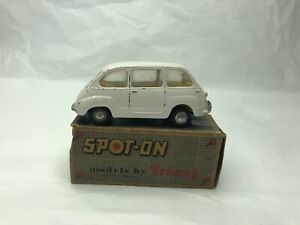 【送料無料】ホビー　模型車　車　レーシングカー フィアットスポットspot on 120 fiat multipla｜hokushin