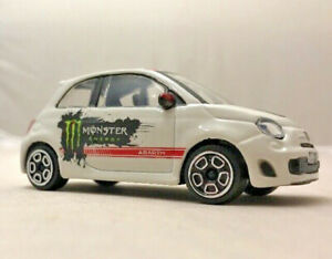 楽天市場 送料無料 ホビー 模型車 車 レーシングカー モンスターエナジーフィアットアバルトmonster Energy Fiat 500 Abarth 143 Bnib Free Post Uk Hokushin