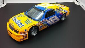 【送料無料】雷鳴のラス・ウィーラーカスタムダイカストで形造られたの日Days of Thunder, Russ Wheeler 18 Hardees 1/24 Revell Custom Diecast Lumina|hokushin