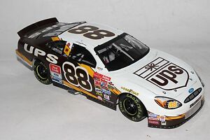 【送料無料】デイル・ジャレットフォードトーラスアクションレーシングDale Jarrett 2002 Ford Taurus UPS Action Racing 12,698円