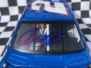 【送料無料】ブラッドの直筆サイン入りのごまかしの充電器ミラーライト2011 Brad Keselowski 1/24 Autographed Dodge Charger Miller Light
