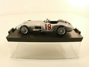 【送料無料】メルセデス＃新しいボックスボックスBrumm Mercedes #19 W 196 1954 1/43 New Box / Boxed